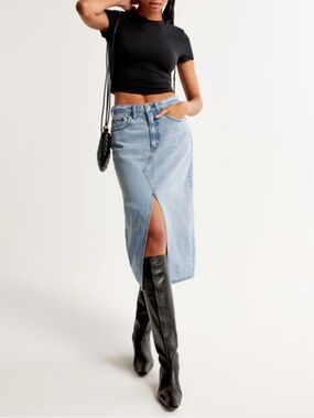 Abercrombie & Fitch denim midi skirt!